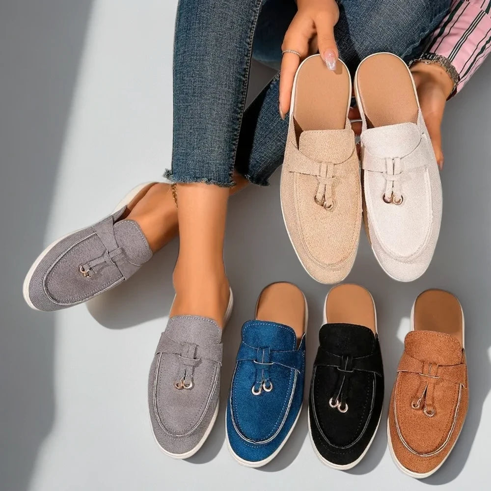 Paire de mocassins femme gland intemporels en daim premium