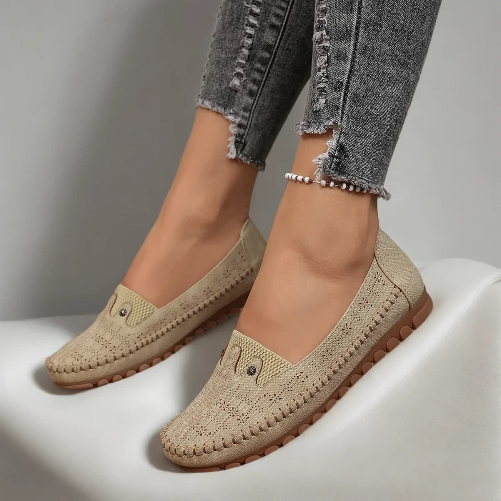 Mocassin orthopédique femme adapté aux pieds larges avec construction flexible