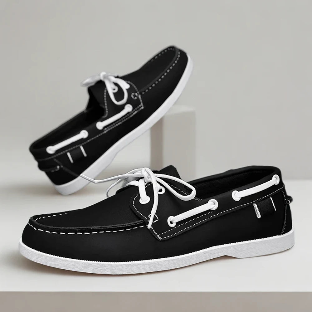 Mocassin bateau bleu pour homme, design épuré quotidien