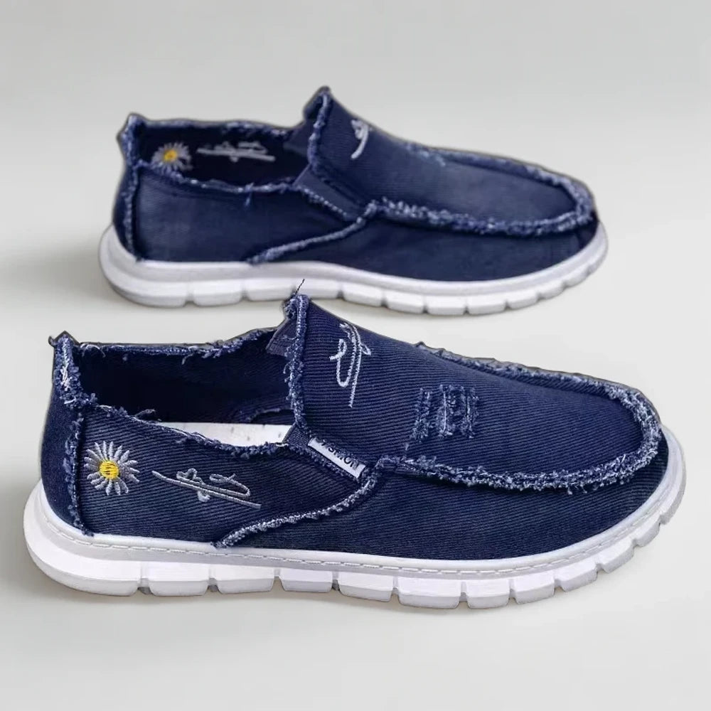 Portée chaussette pour mocassins femme avec look casual et confortable