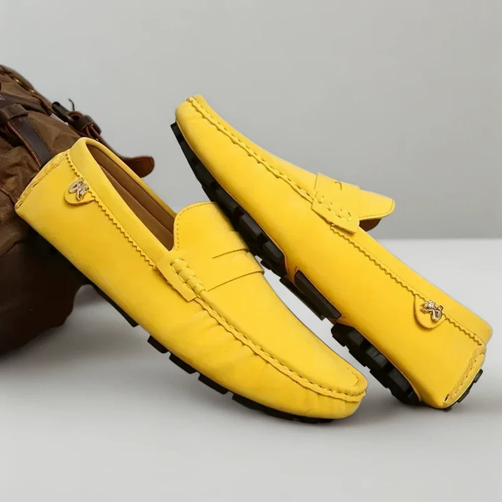 Mocassin homme bleu élégant parfait pour le bureau et la conduite quotidienne