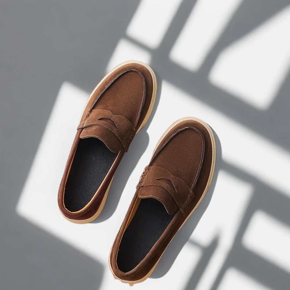 Mocassin à bride homme noir, version formelle et intemporelle