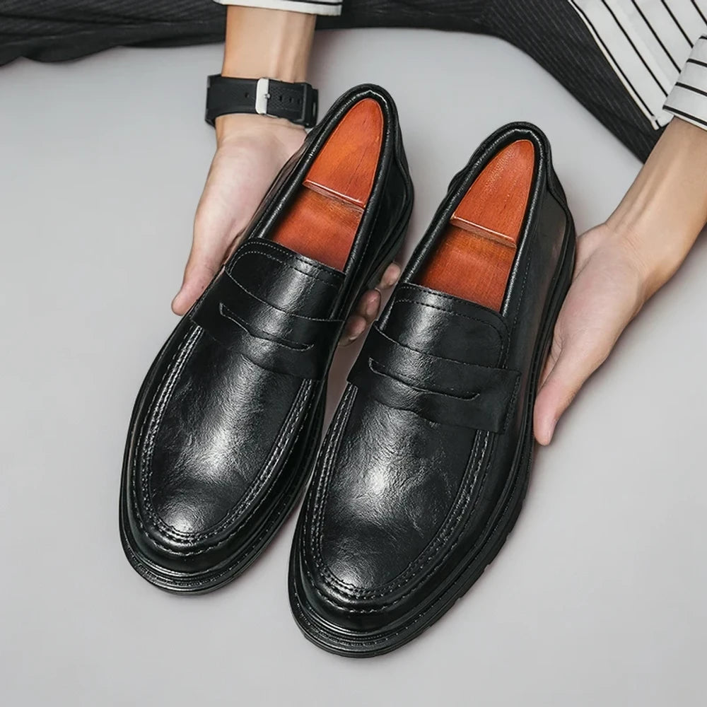 Mocassin luxe italien à semelle épaisse et détail cuivre brillant