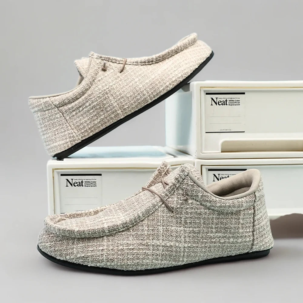 Détail du tissage perforé du mocassin femme taille 47