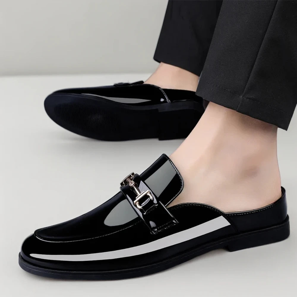 Paire de mocassins aubergine pour sorties du soir élégantes