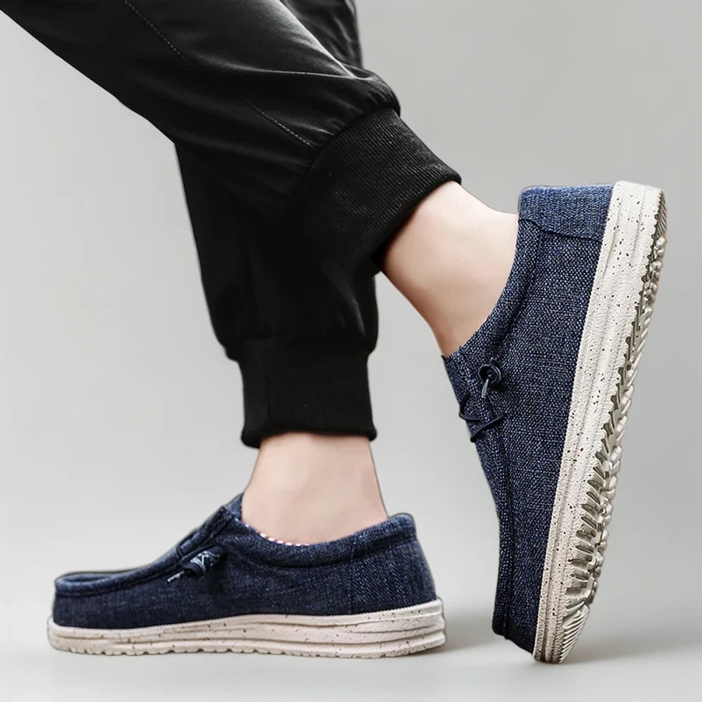 Semelle du mocassin bleu durable et souple