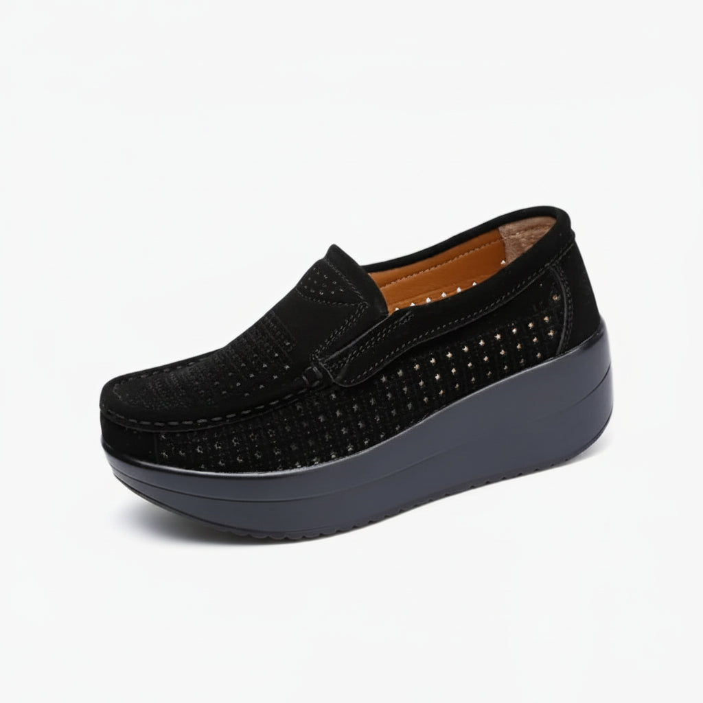 Mocassin bleu marine femme luxe avec plateforme, daim doux et découpe ouverte pour l'été
