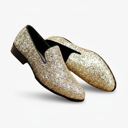 Paire de mocassins homme pour mariage, bout carré, surface paillettée dorée, intérieur noir