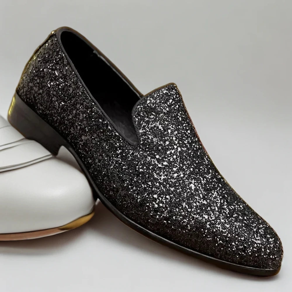 Profil latéral du mocassin homme luxe, structure souple et confortable