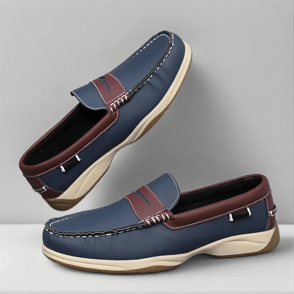 Paire de mocassins cognac vue de dessus, design classique homme