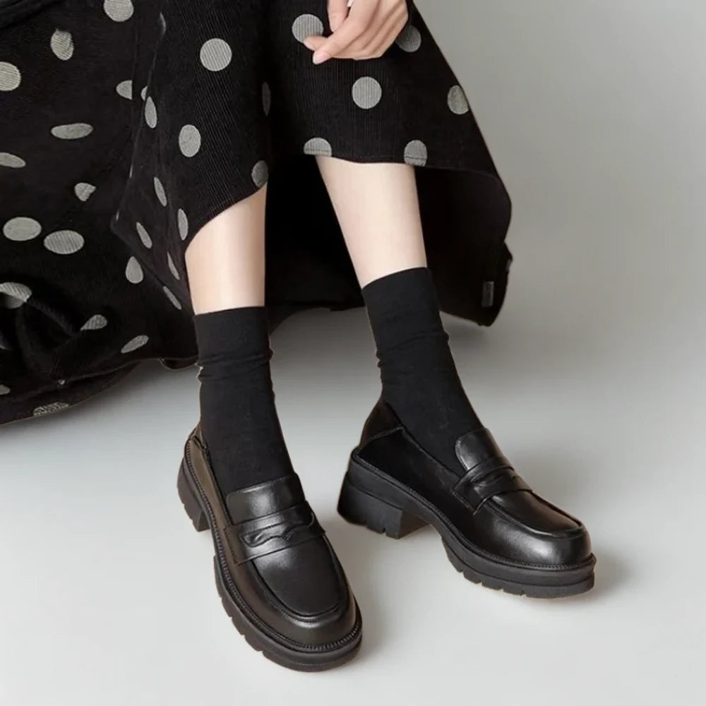 Détail de la semelle du mocassin femme cognac pour le confort
