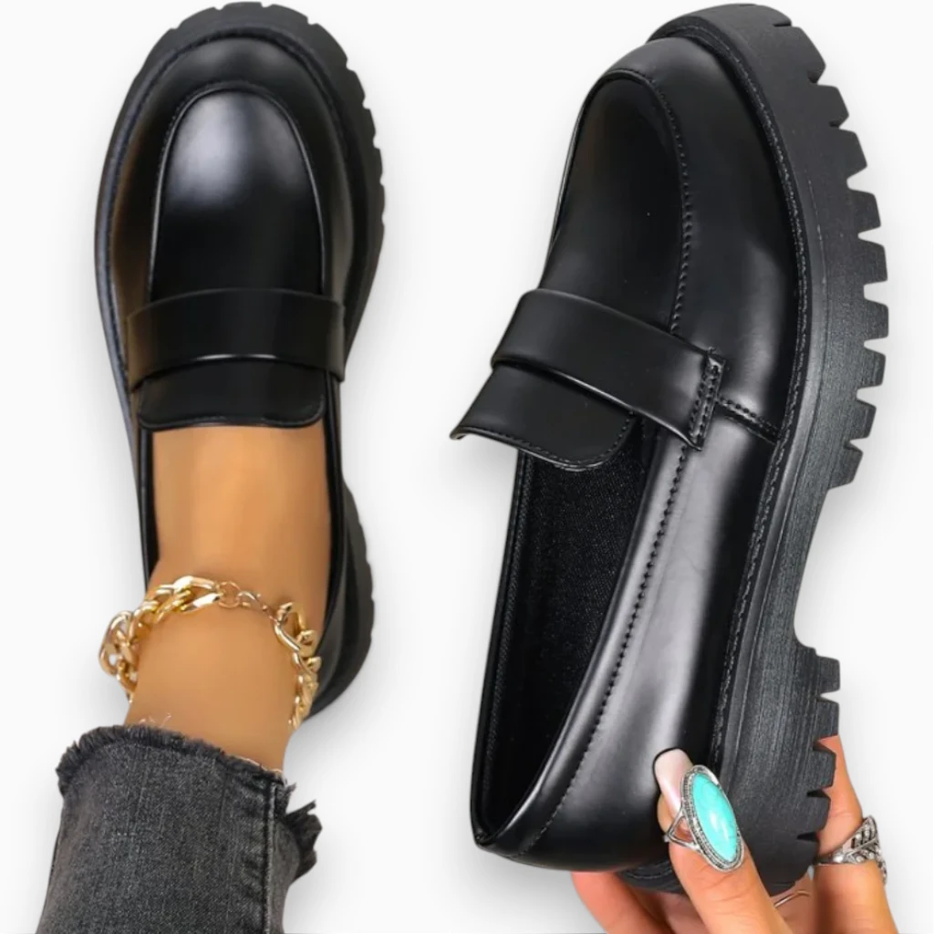 Mocassin bordeaux femme à bout rond et semelle épaisse plateforme en cuir synthétique
