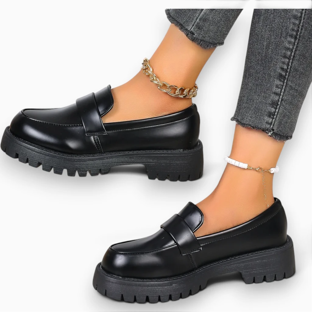 Mocassin plateforme femme bordeaux en cuir PU, design classique bout rond