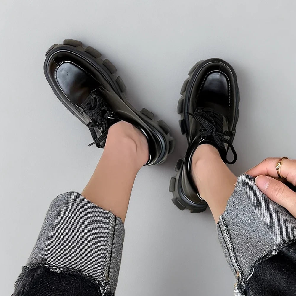 Mocassin femme cranté en cuir flexible adapté aux pieds larges du 35 au 43