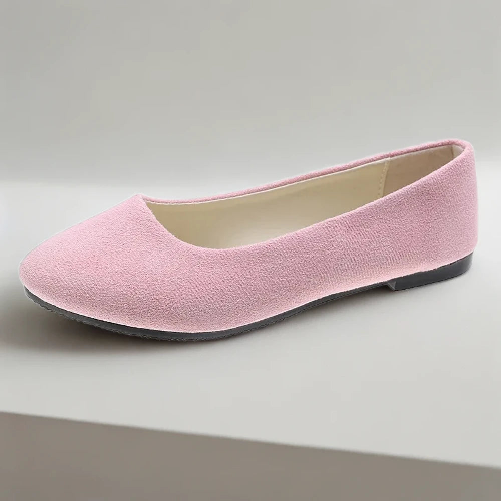 Mocassins croco femme confortables à porter avec un pantalon ou une jupe