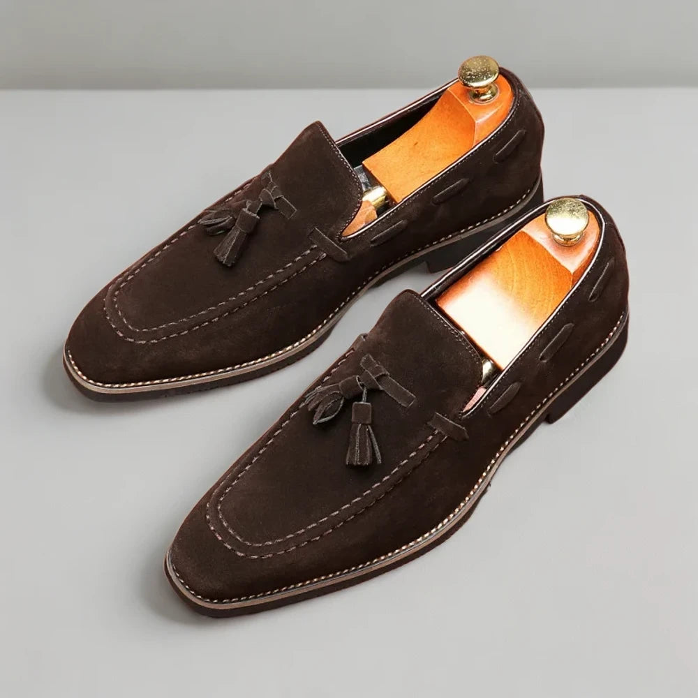 Chaussure mocassin croco homme détail de la couture et finitions premium