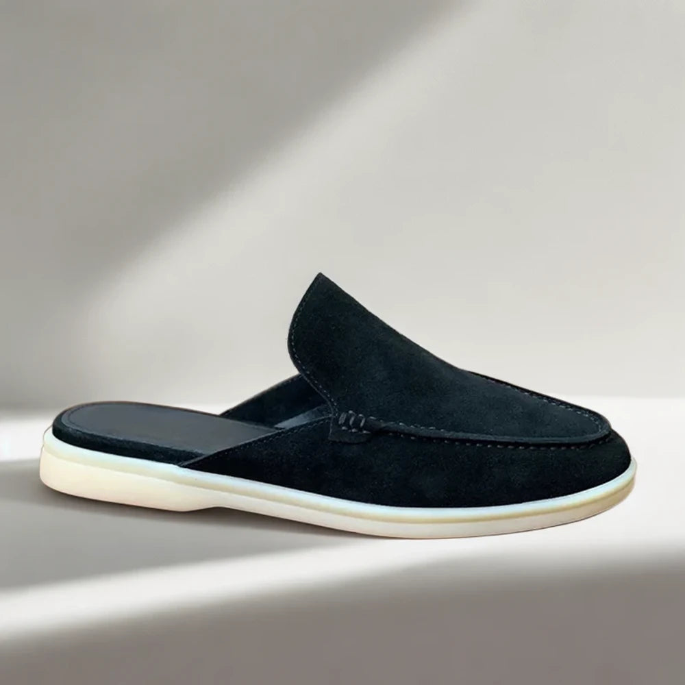 Chaussure mocassin crocodile daim, allure raffinée pour le bureau