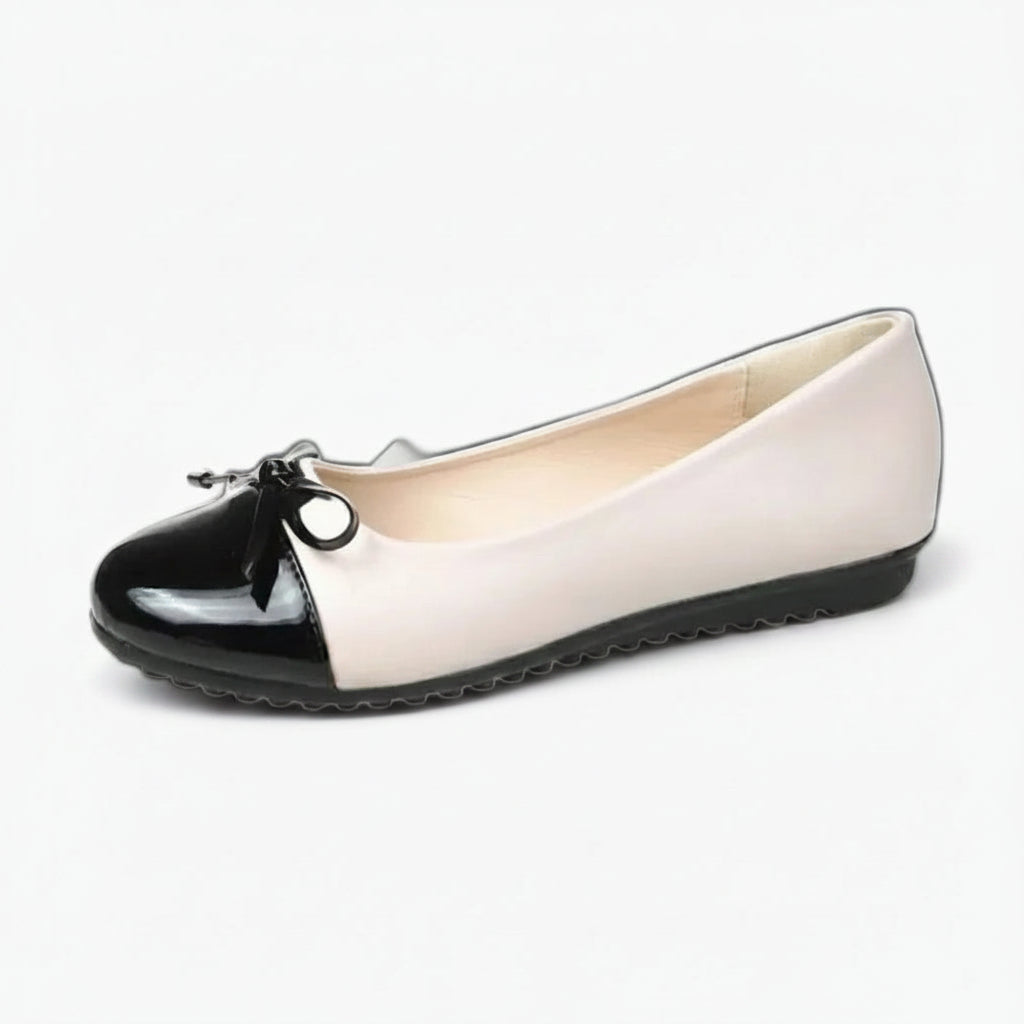 Mocassin cuir noir femme avec nœud papillon élégant vue de dessus