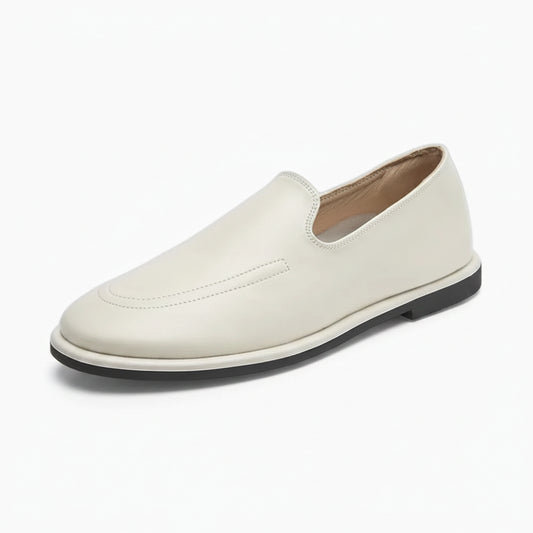 Mocassin daim beige enfilable sans lacet pour pieds larges