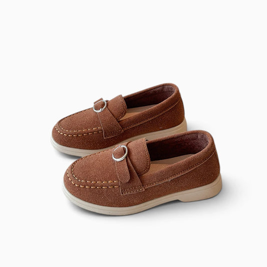 Mocassin enfant marron avec boucle métallique ronde