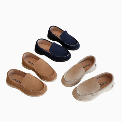 Mocassin enfant fille coloris uni, design intemporel et discret