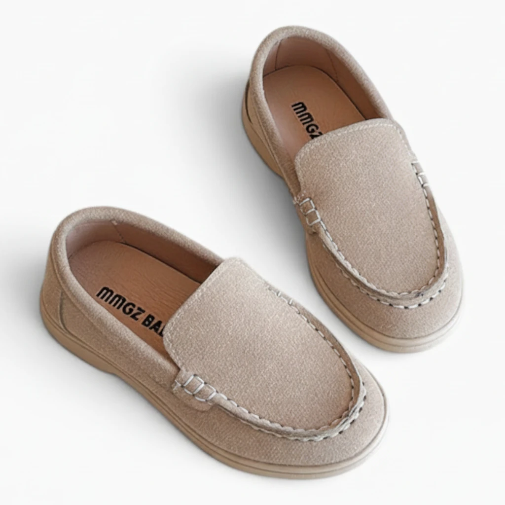 Semelle antidérapante du mocassin enfant fille garantissant sécurité