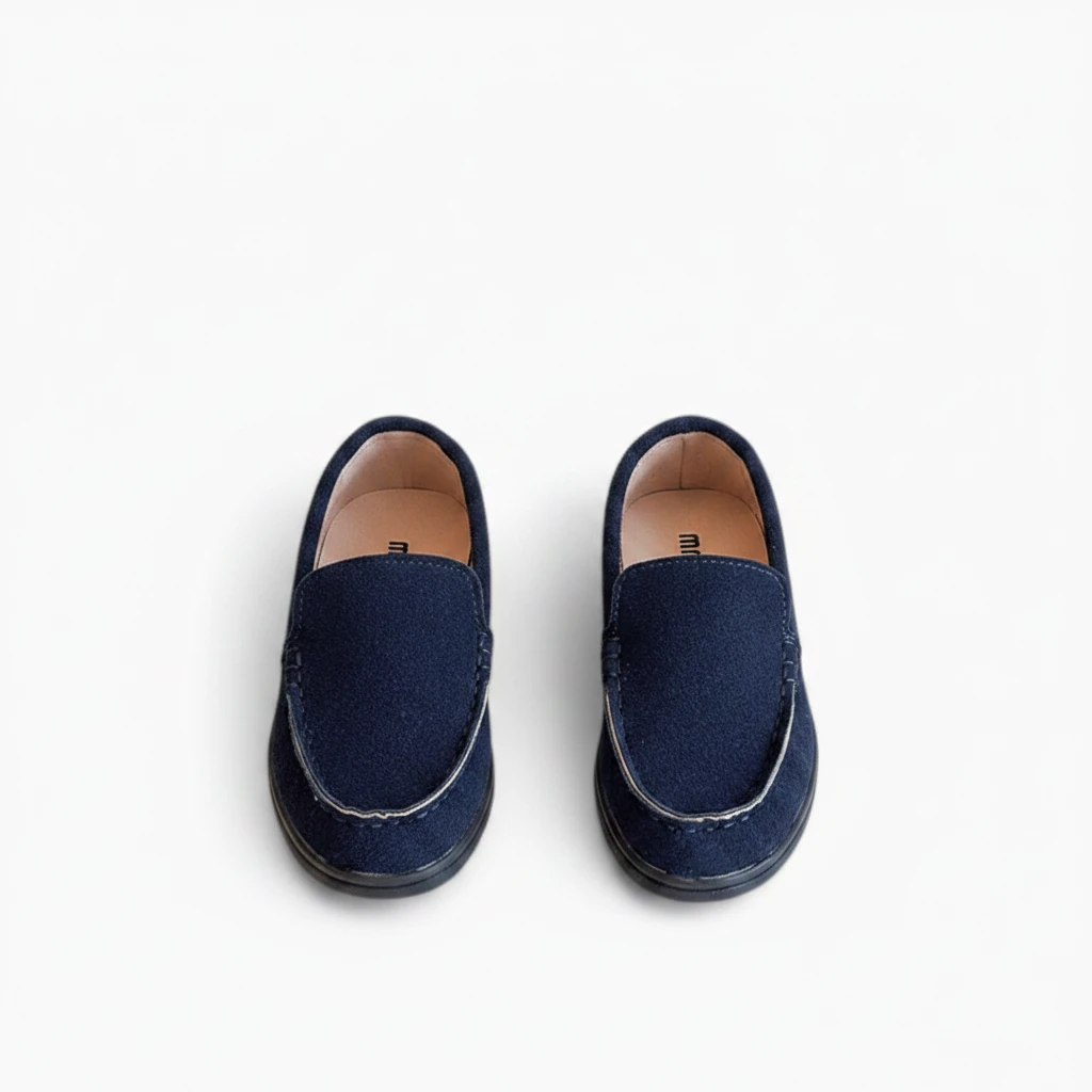 Mocassin enfant fille polyvalent en daim, couleur unie assortissable