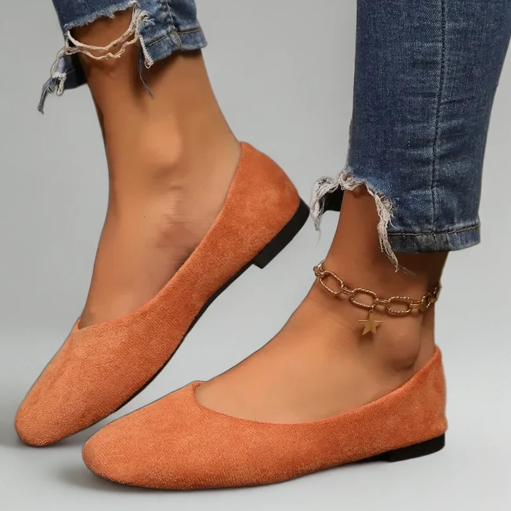 Mocassin femme confortables et élégantes rouge vif pour tenue décontractée