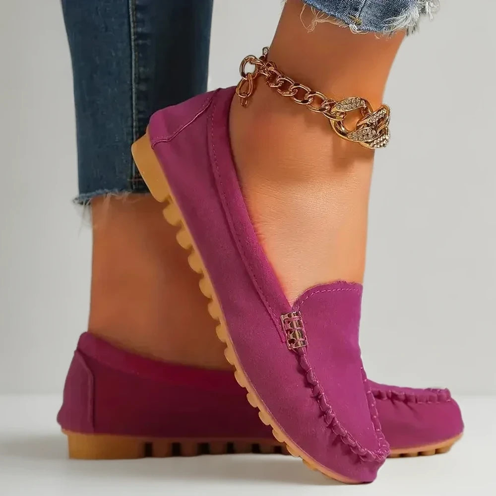 Collection de mocassins femme daim dans différentes teintes, palette complète