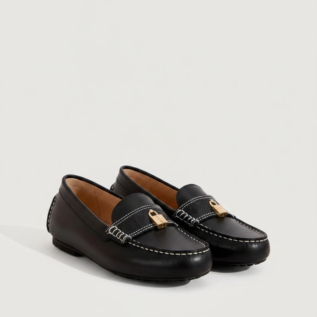 Mocassin femme original en cuir noir élégant pour le quotidien