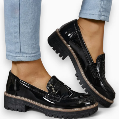 Mocassins semelle épaisse femme combinés avec jean, allure élégante et pratique