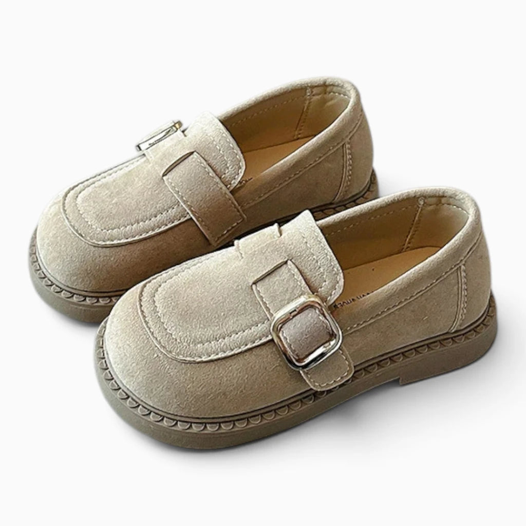 Mocassin fille beige avec boucle décorative, vue de côté