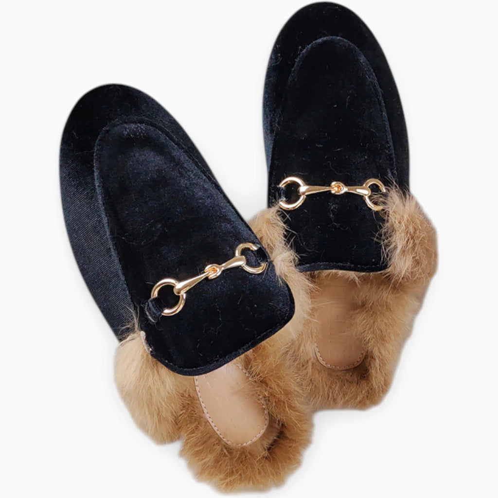 Mocassin fourrure femme noir polyvalent et intemporel