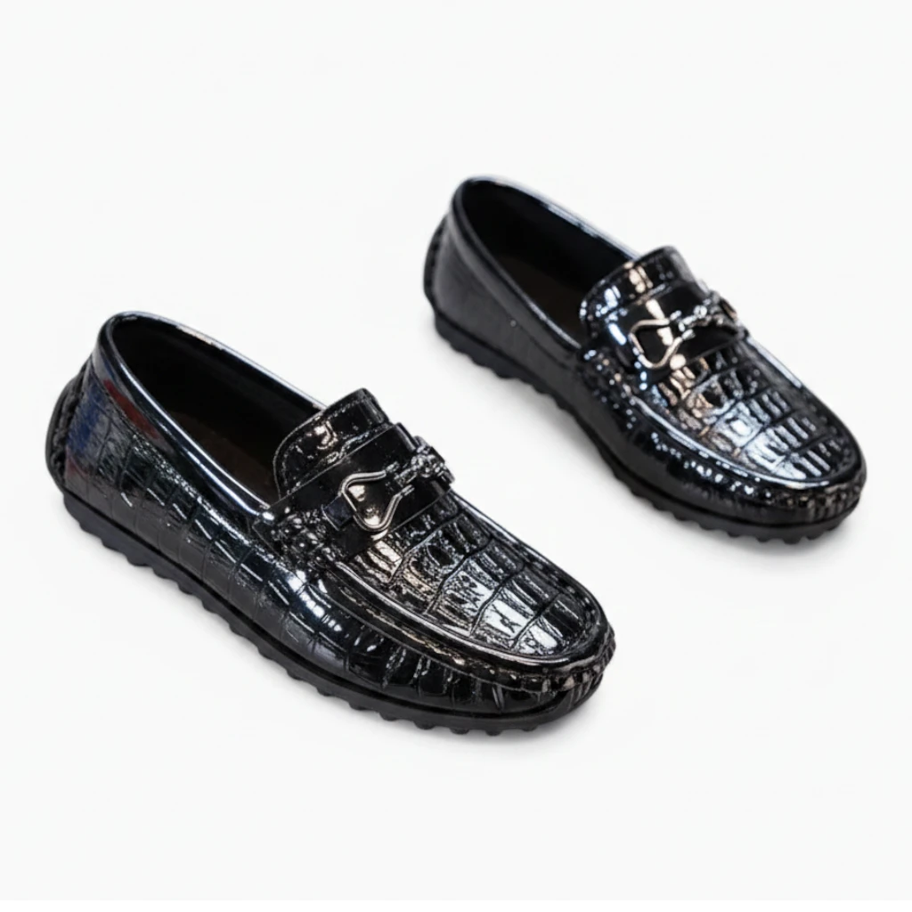 Mocassins garçon noirs à enfiler, style bicolore facile à assortir