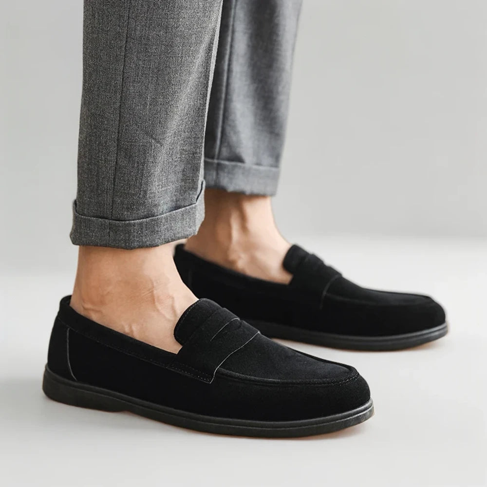 Chaussure mocassin gris légère et confortable pour marcher