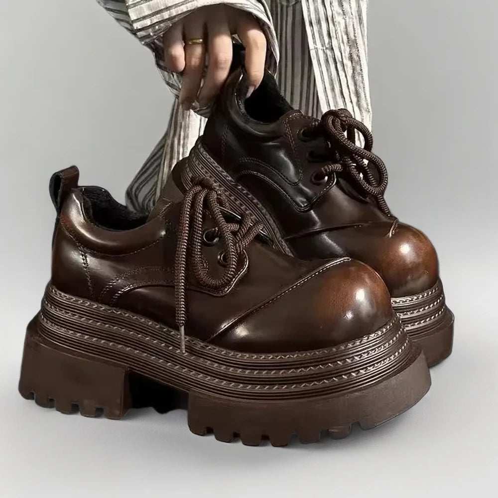 Vue de profil mocassins grosse semelle confort maintien quotidien