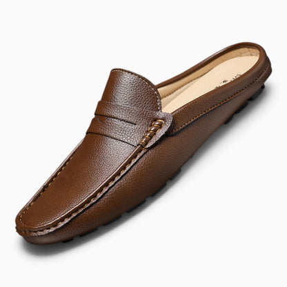Profil latéral du mocassin habillé homme beige montrant sa légèreté