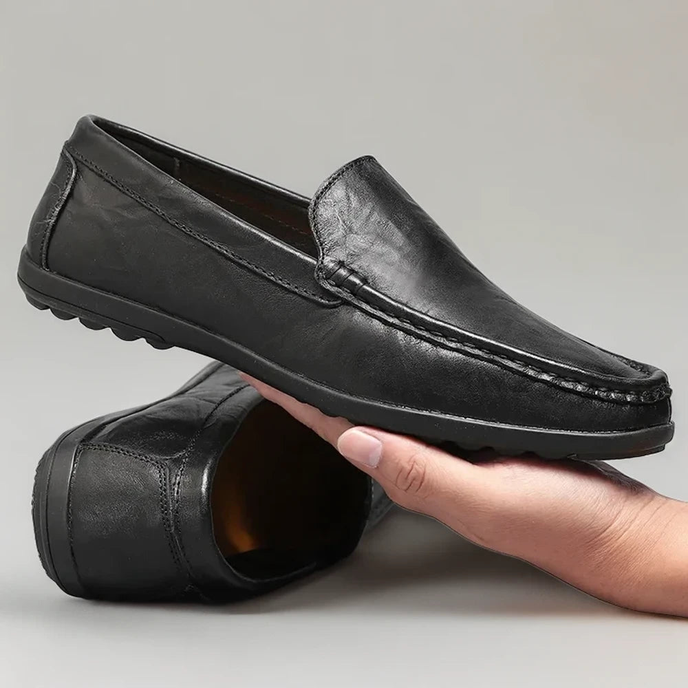 Mocassin haute marron clair, gros plan sur la semelle souple et le design ergonomique