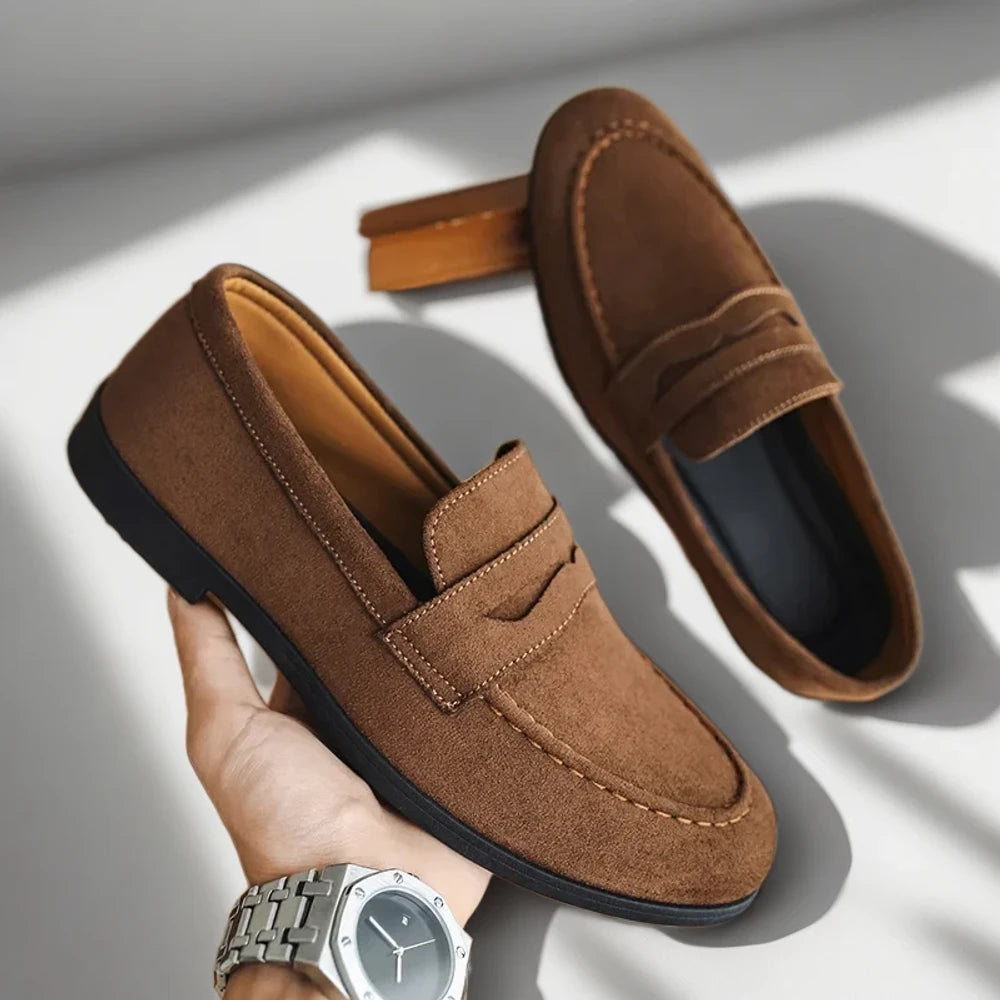 Mocassin haut homme marron enfilé facilement sans lacets ni fermeture