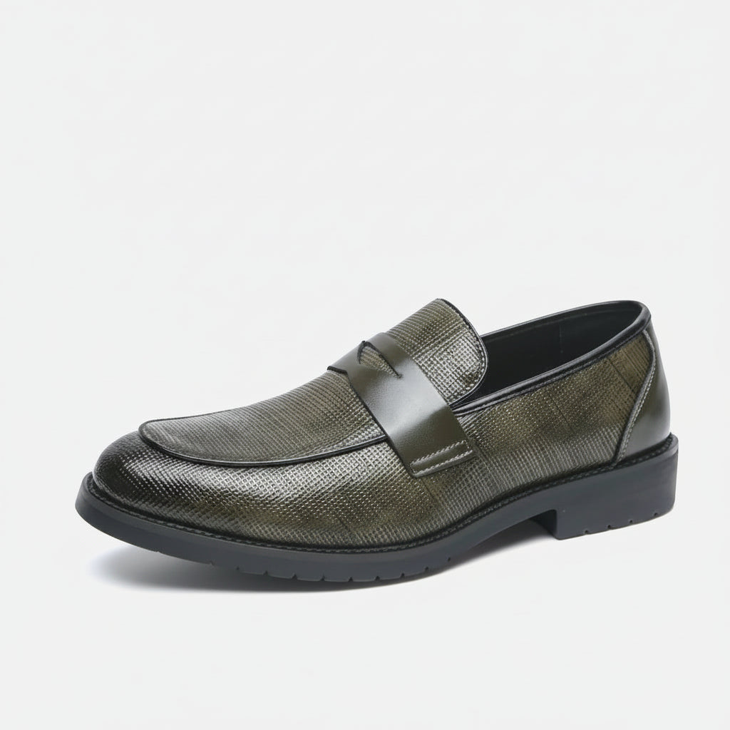 Mocassin homme luxe en cuir marron vue de profil