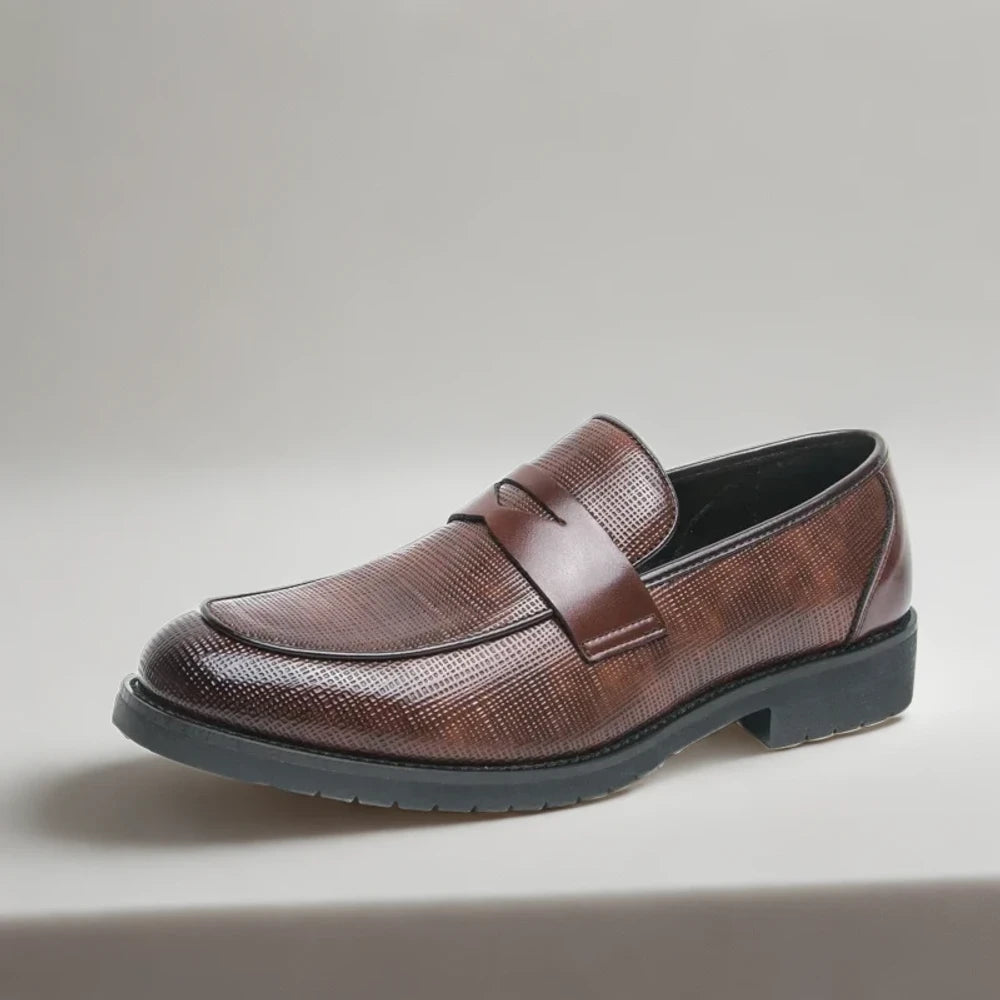 Chaussure mocassin haut pour homme cuir marron raffiné