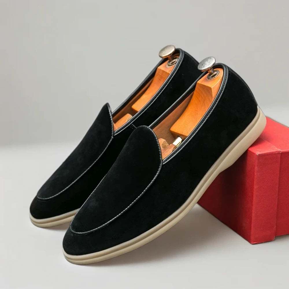 Paire mocassins daim beige homme styles classiques intemporels