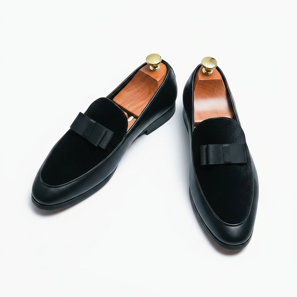 Mocassin homme indien noir élégant en cuir souple pour le bureau