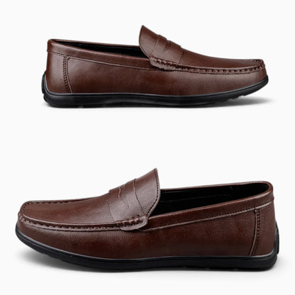Paire de mocassins cuir marron pour homme, finition raffinée et confortable