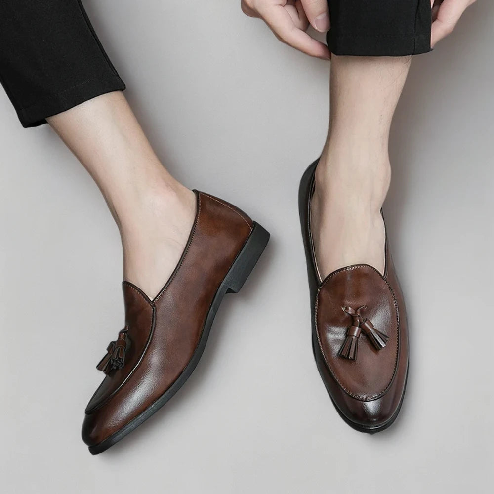 Mocassin pompon homme collection complète présentant les deux teintes disponibles