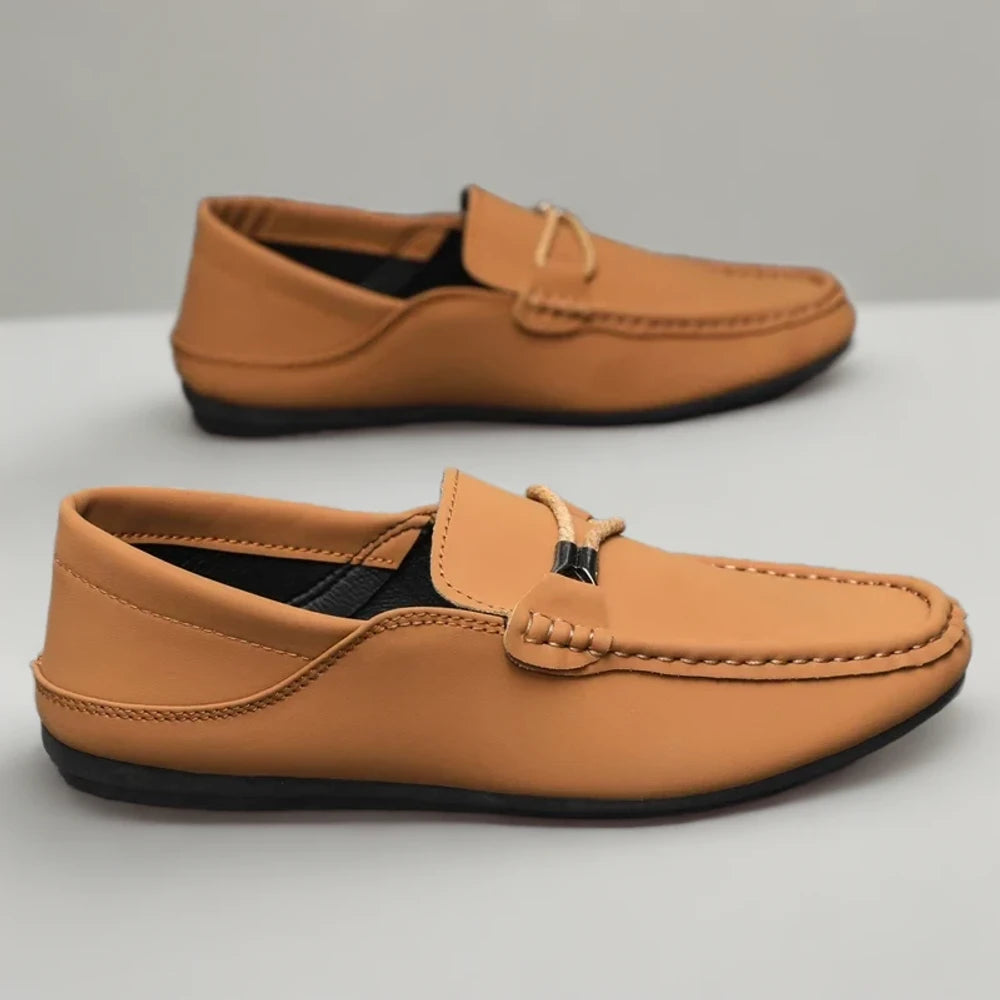 Mocassin homme promo noir et kaki formats disponibles 39 à 46