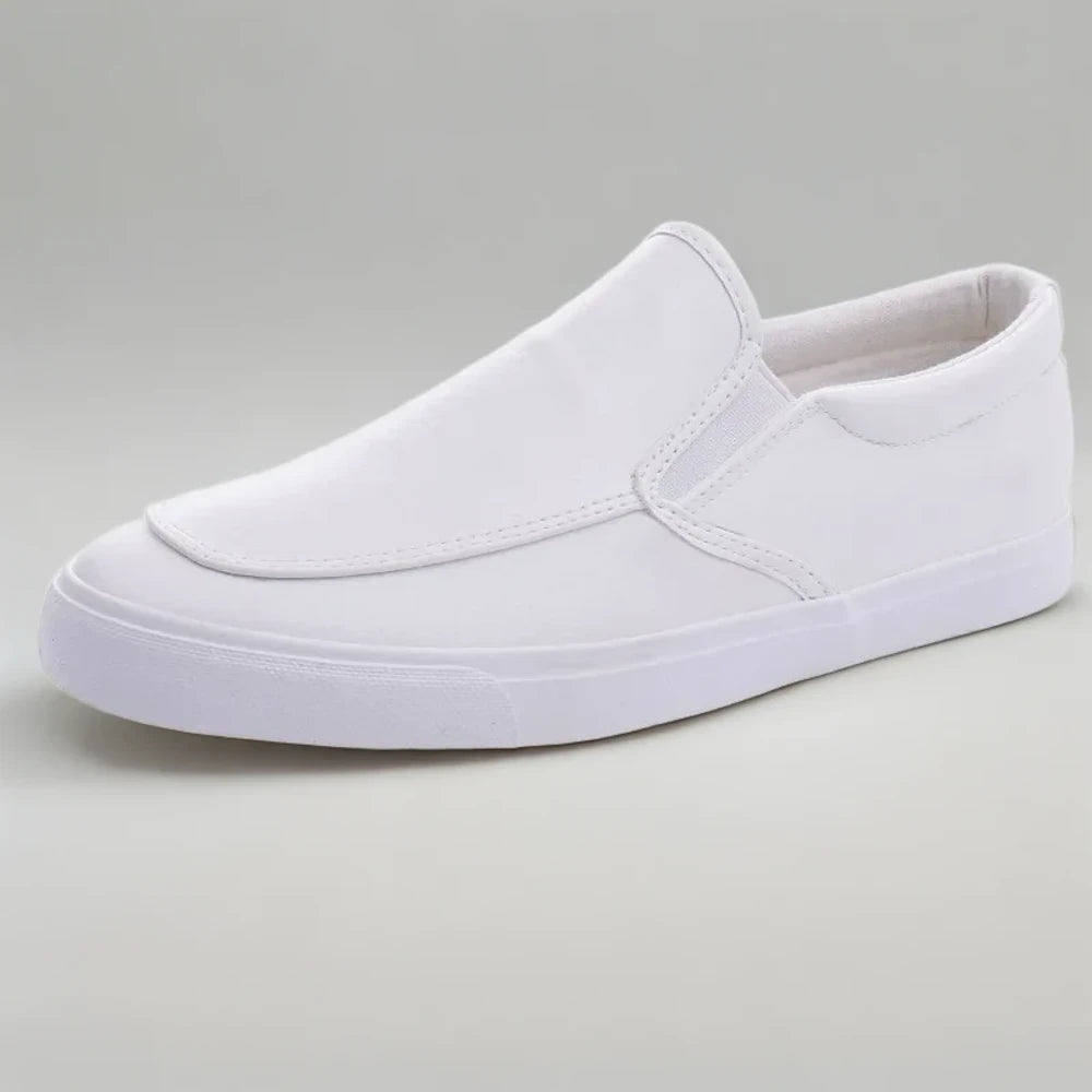 Chaussure mocassin sport homme porté avec jean casual
