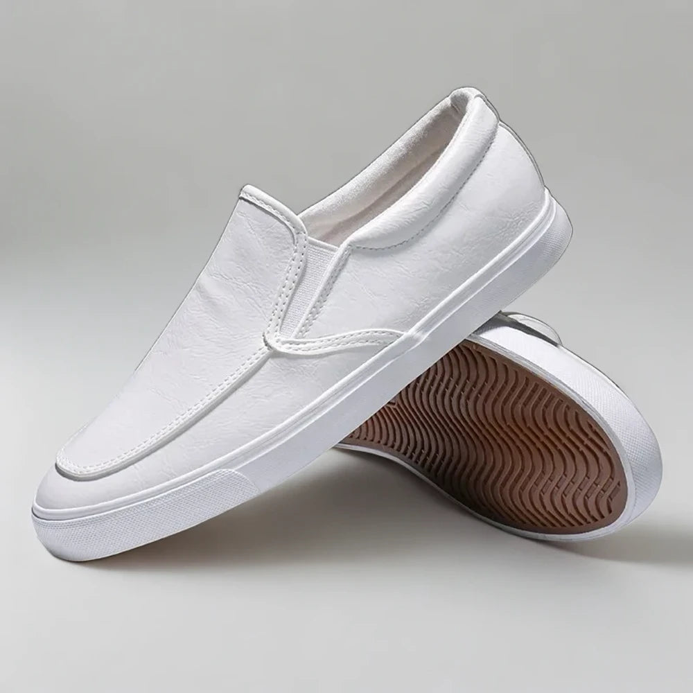 Détail de la semelle du mocassin sport pour homme, confortable et souple