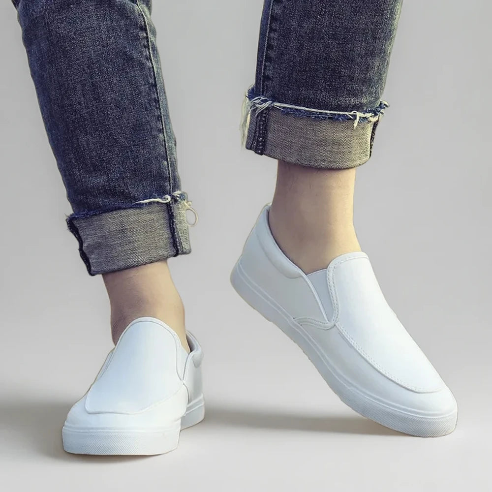 Mocassin pour homme sport coordonné avec pantalon chino et chemise