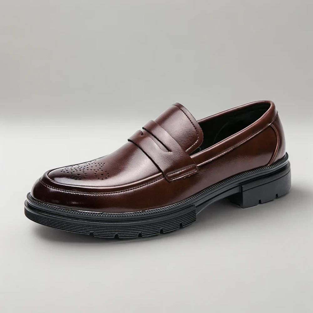 Mocassins vernis homme détail de la semelle confortable
